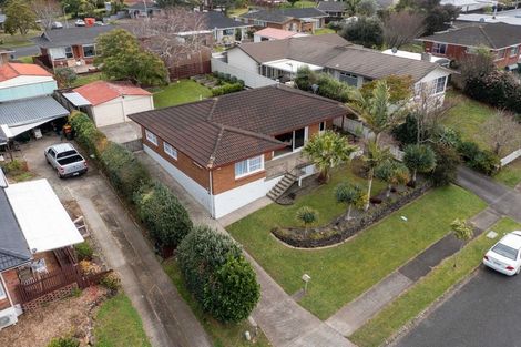 Photo of property in 15 Harford Place, Pakuranga Heights, Auckland, 2010