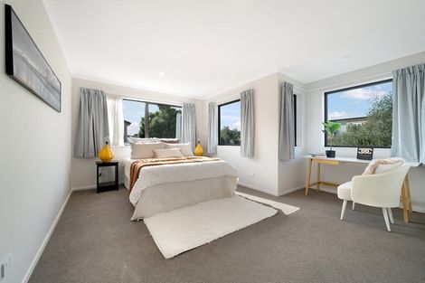 Photo of property in 439a West Coast Road, Glen Eden, Auckland, 0602