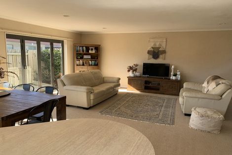 Photo of property in 699 Gloucester Road, Papamoa Beach, Papamoa, 3118