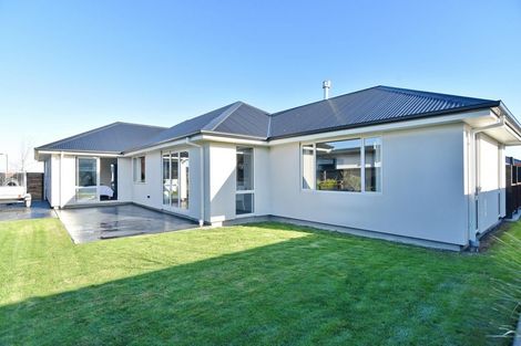 Photo of property in 7 Highgate Drive, Rangiora, 7400