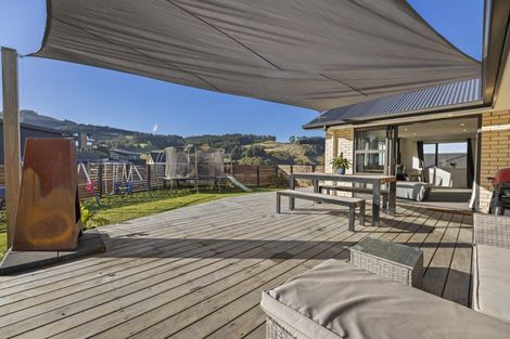 Photo of property in 18 Goddard Way, Sawyers Bay, Port Chalmers, 9023