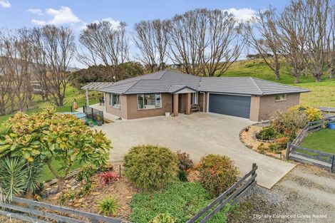 Photo of property in 65 Jumna Road, Maungaturoto, 0587