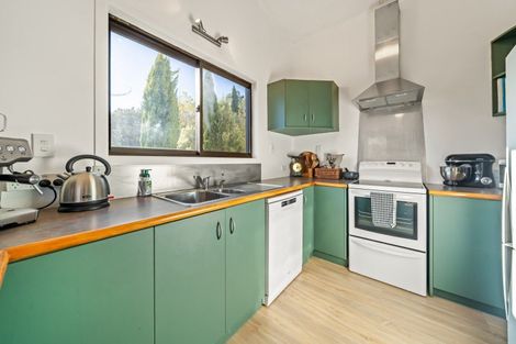 Photo of property in 6 Longfellow Street, Trentham, Upper Hutt, 5018