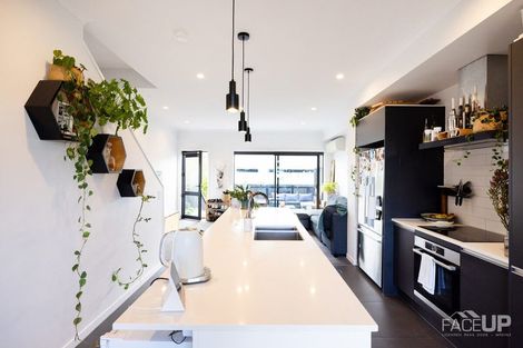 Photo of property in 10 Alexander Willis Crescent, Hobsonville, Auckland, 0616