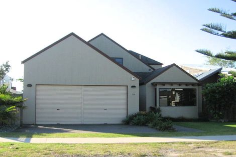 Photo of property in 125 Captain Cook Road, Cooks Beach, Whitianga, 3591