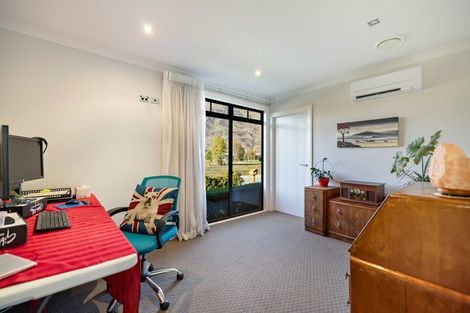 Photo of property in 11 Castalia Drive, Lake Hayes, Queenstown, 9304