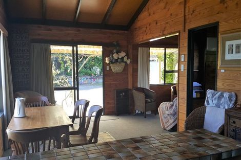 Photo of property in 18 Whakaroa Road, Kinloch, Taupo, 3385