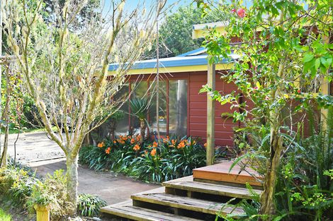 Photo of property in 58 Birdsall Road, Whangateau, Warkworth, 0985