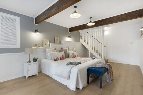 Photo of property in 15 Cunliffe Place, Glenfield, Auckland, 0629