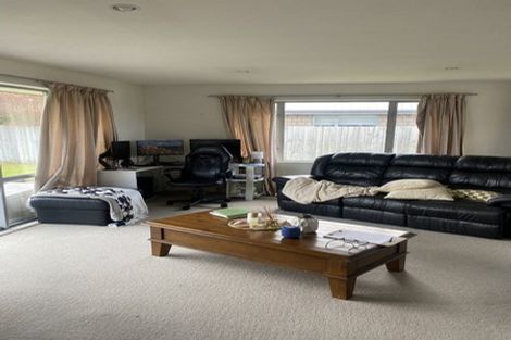 Photo of property in 20 Devlin Avenue, Rangiora, 7400