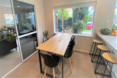 Photo of property in 70 Apsley Drive, Avonhead, Christchurch, 8042