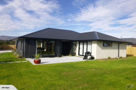 Photo of property in 14 Hebbard Court, Albert Town, Wanaka, 9305