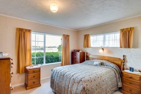 Photo of property in 1/30 Meeanee Quay, Westshore, Napier, 4110