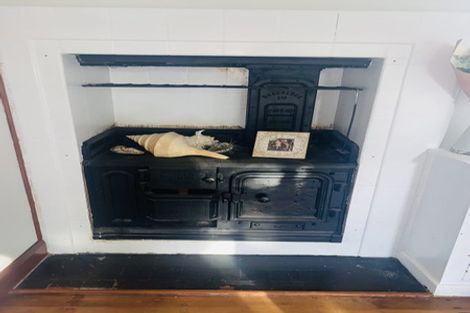 Photo of property in 103 Murdoch Road East, Akina, Hastings, 4122