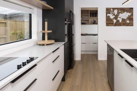 Photo of property in 13 Aarts Place, One Tree Point, 0118