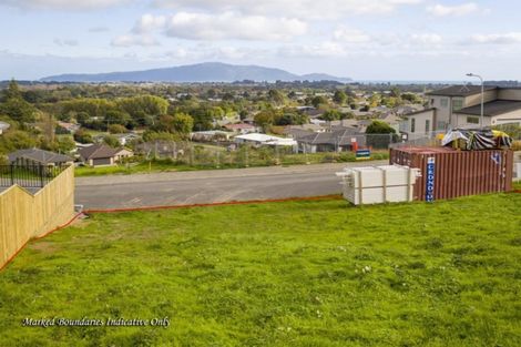 Photo of property in 97 Kakariki Grove, Waikanae, 5036