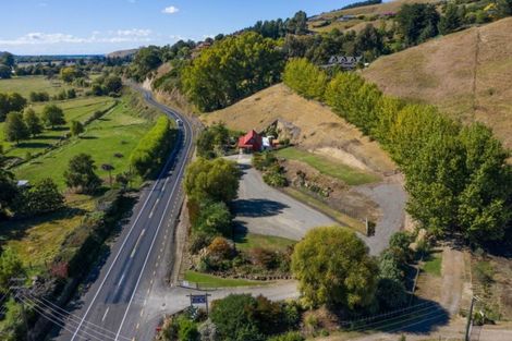 Photo of property in 3639 State Highway 50, Maraekakaho, 4171