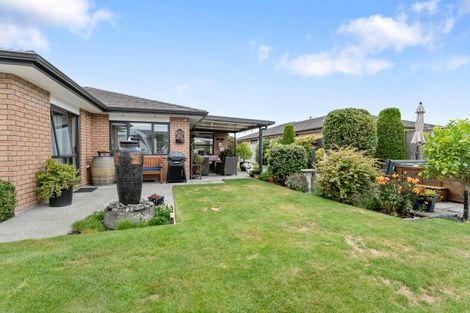 Photo of property in 8 Austin Reid Avenue, Carterton, 5713