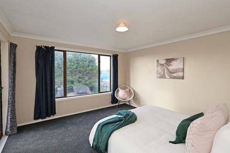 Photo of property in 23 Blackwater Street, Bluff, 9814