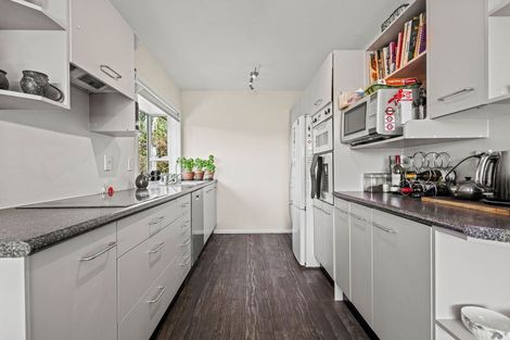 Photo of property in 32 Claridges Road, Casebrook, Christchurch, 8051