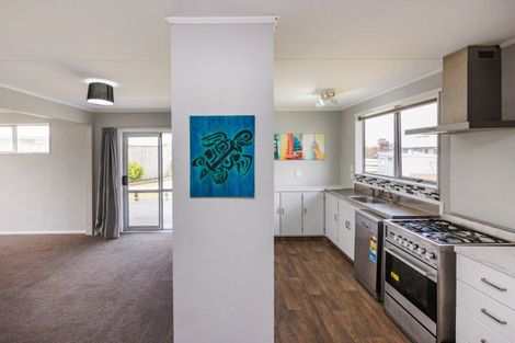 Photo of property in 26 Ferndale Place, Feilding, 4702