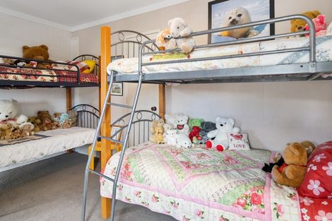 Photo of property in 8 Smith-grey Crescent, Parekura Bay, Hikurangi, 0184