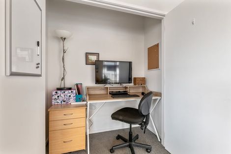 Photo of property in 52 Fernbrook Drive, Hurworth, New Plymouth, 4310