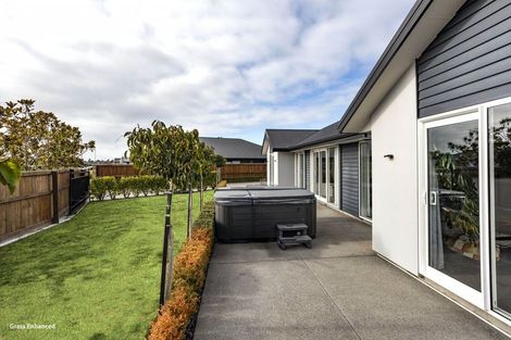 Photo of property in 70 Watkins Drive, Rangiora, 7400