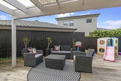 Photo of property in 3/670 Whangaparaoa Road, Stanmore Bay, Whangaparaoa, 0932