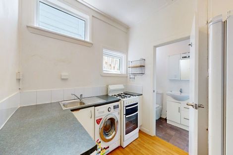 Photo of property in 5 Buckingham Street, Melrose, Wellington, 6023