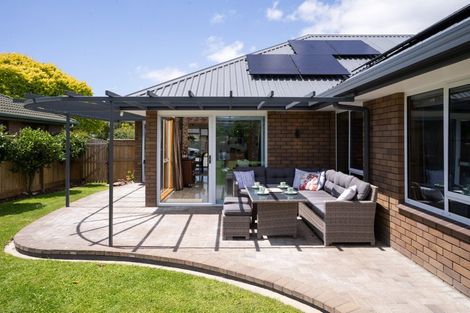 Photo of property in 10 Addison Place, Halswell, Christchurch, 8025