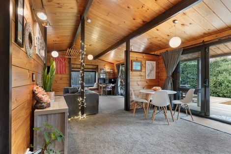 Photo of property in 7 Deller Drive, Carterton, 5713