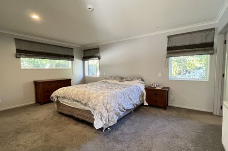 Photo of property in 10 Surrey Crescent, Hokowhitu, Palmerston North, 4410