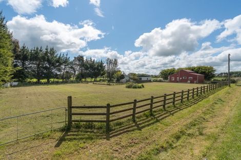 Photo of property in 118 Green Road, Awahuri, Palmerston North, 4476