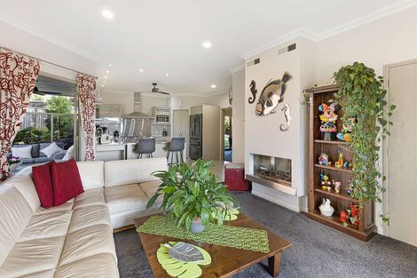 Photo of property in 176b Heta Road, Highlands Park, New Plymouth, 4312