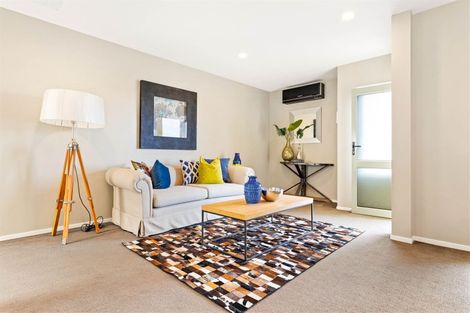 Photo of property in 7 Mt Lebanon Lane, Henderson, Auckland, 0612