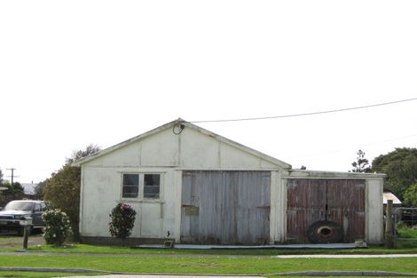 Photo of property in 70 Strange Street, Waitara, 4320