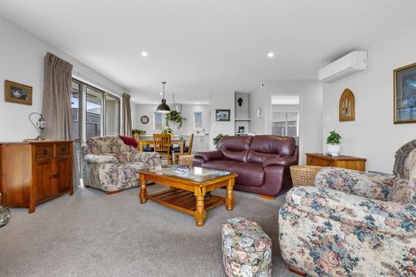 Photo of property in 18 Brantholme Place, Rangiora, 7400