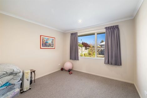 Photo of property in 25 Walnut Way, Rangiora, 7400