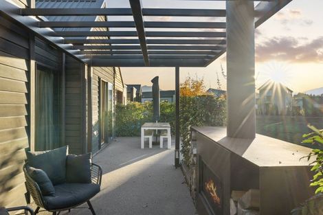 Photo of property in 9 Mount Creighton Crescent, Wanaka, 9305
