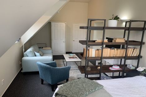 Photo of property in 42 Makora Road, Otaihanga, Paraparaumu, 5036