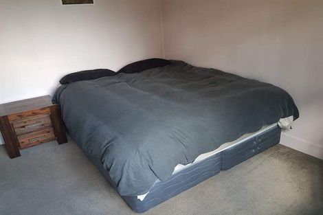 Photo of property in 7 Glen Vista Place, Bayview, Auckland, 0629