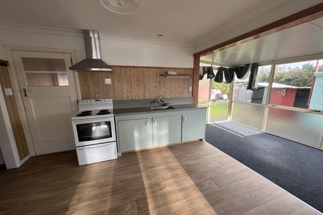 Photo of property in 38 Aberdeen Avenue, Takaro, Palmerston North, 4412