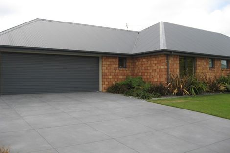 Photo of property in 2 Cayman Close, Shirley, Christchurch, 8052