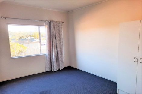 Photo of property in 5/18 Lambley Road, Titahi Bay, Porirua, 5022