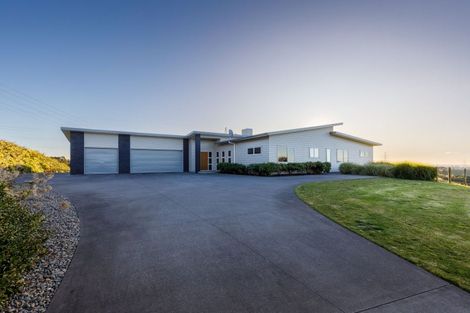 Photo of property in 576a Mangorei Road, Mangorei, New Plymouth, 4371