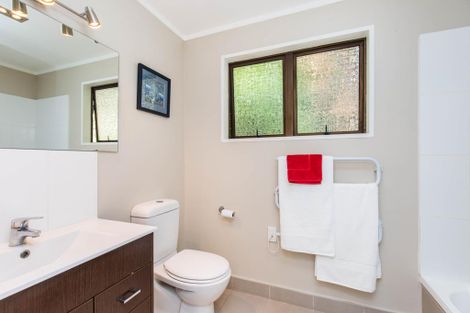 Photo of property in 221 Woodlands Park Road, Titirangi, Auckland, 0604