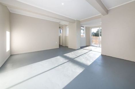Photo of property in 24 Styca Place, Sunnyvale, Auckland, 0612