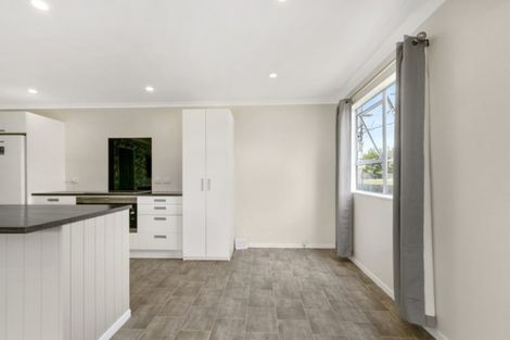 Photo of property in 4 Wellington Road, Wainuiomata, Lower Hutt, 5014