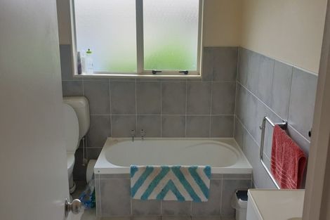 Photo of property in 39a Sheehan Avenue, Papakura, 2110